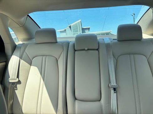 Used 2020 Lincoln MKZ AWD image 12