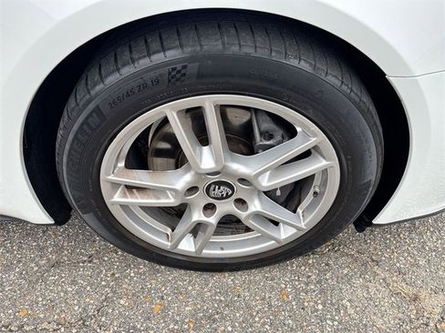 Used 2023 Porsche Panamera image 12