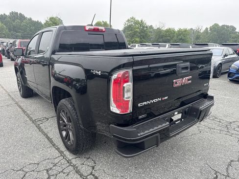 Used 2018 GMC Canyon SLE w/ Nightfall Edition AWD/4WD image 4