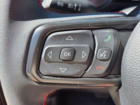Used 2024 Jeep Gladiator Rubicon AWD/4WD image 26