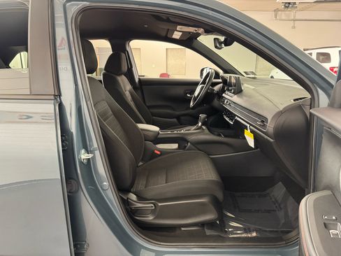 Used 2023 Honda HR-V Sport image 32