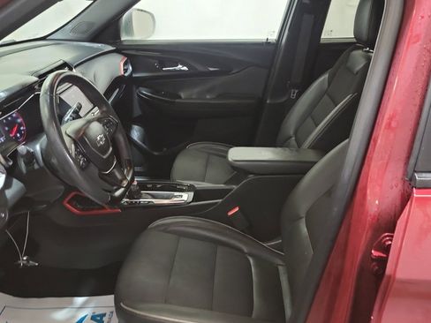 Used 2023 Chevrolet TrailBlazer RS image 13