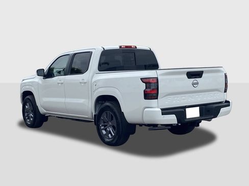 New 2026 Nissan Frontier SV RWD image 2