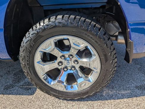 Used 2019 RAM 1500 Big Horn AWD/4WD image 15
