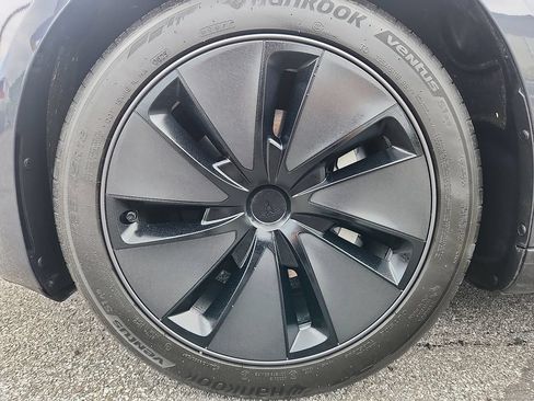 Used 2025 Tesla Model 3 Long Range RWD image 10