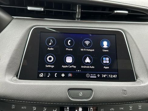 Used 2021 Cadillac XT4 Premium Luxury image 24