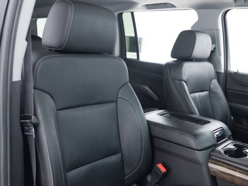 Used 2015 Chevrolet Suburban LT w/ Luxury Package image 31