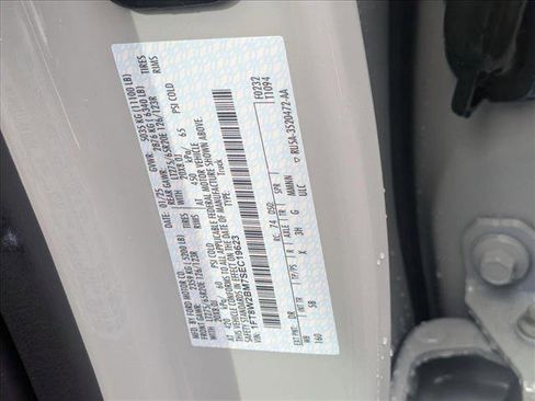 New 2025 Ford F250 Lariat w/ Lariat Ultimate Package image 19