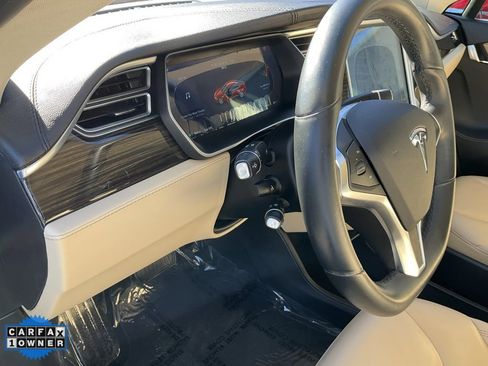 Used 2014 Tesla Model S 85 image 19