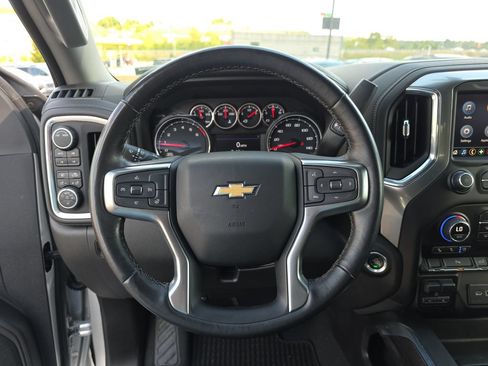 Used 2023 Chevrolet Silverado 3500 LTZ w/ LTZ Plus Package AWD/4WD image 18