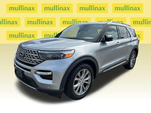 Used 2020 Ford Explorer Limited RWD image 4