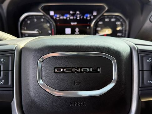 Used 2022 GMC Sierra 1500 Denali w/ Denali Premium Package image 36
