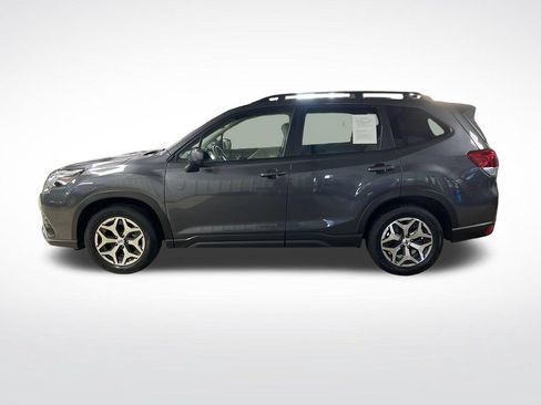 Certified 2024 Subaru Forester Premium AWD/4WD image 2