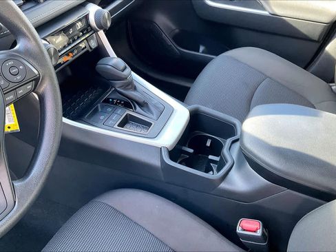 Used 2024 Toyota RAV4 LE image 18