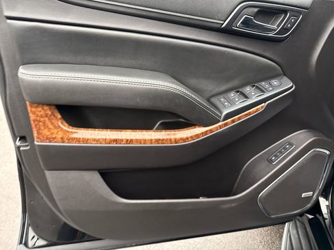 Used 2016 Chevrolet Tahoe LTZ image 12