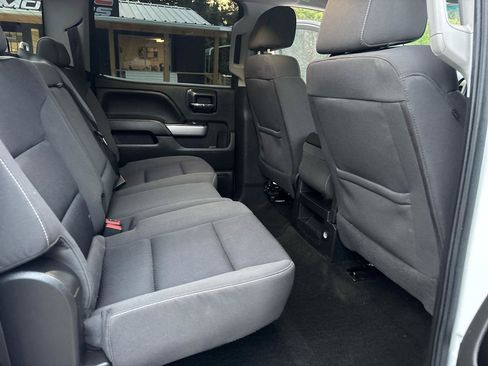 Used 2018 Chevrolet Silverado 1500 LT w/ Texas Edition AWD/4WD image 17