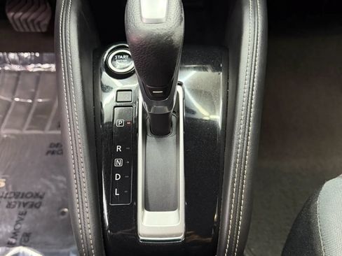 Used 2019 Nissan Kicks SR w/ Exterior Electronics Package FWD image 19