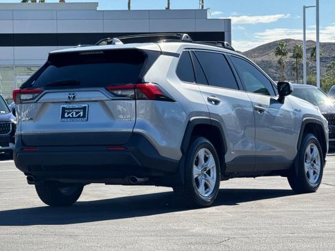 Used 2019 Toyota RAV4 XLE w/ Carpet Mat Package image 3