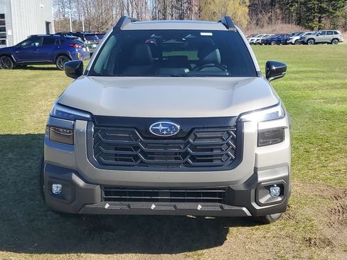 New 2026 Subaru Outback Limited AWD/4WD image 2