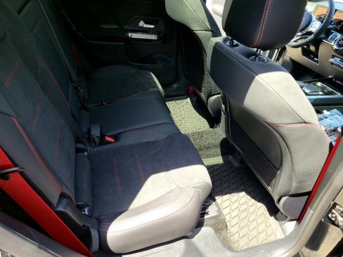 Used 2023 Mercedes-Benz GLB 35 AMG AMG GLB 250 4MATIC w/ Parking Assistance Package image 68