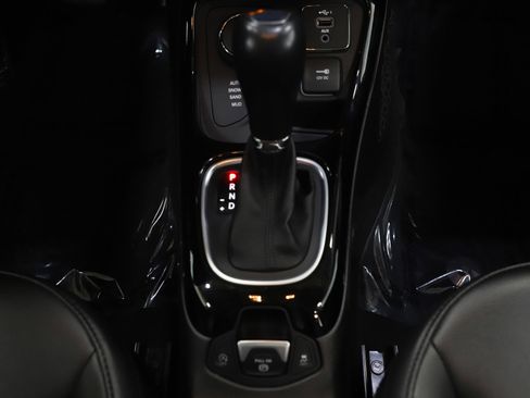 Used 2021 Jeep Compass Latitude image 19