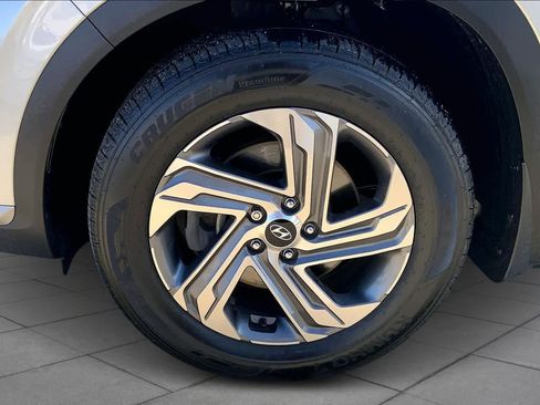 Certified 2023 Hyundai Santa Fe SEL image 11