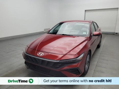 Used 2024 Hyundai Elantra SEL FWD image 1