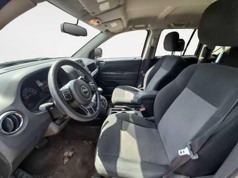 Used 2016 Jeep Compass Sport w/ Power Value Group FWD image 9