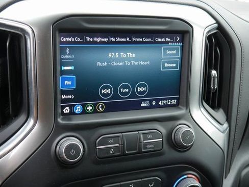 Used 2022 Chevrolet Silverado 1500 LT image 18