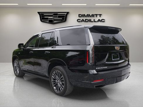 Certified 2025 Cadillac Escalade Sport Platinum RWD image 7