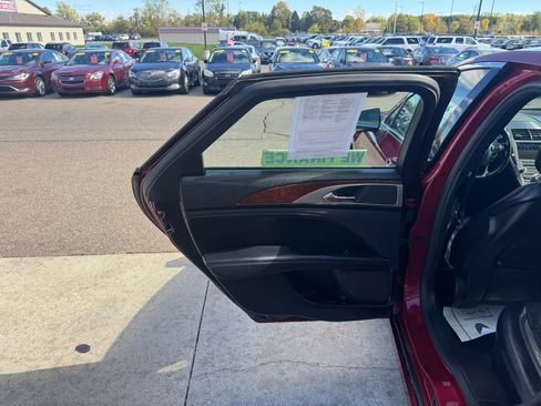 Used 2017 Lincoln MKZ Reserve w/ Technology Package image 13