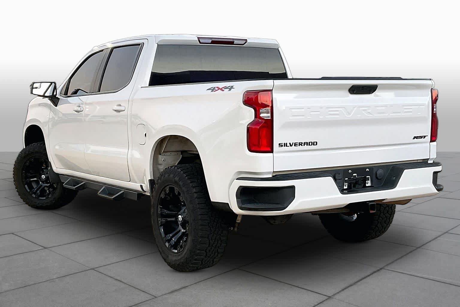 Used 2022 Chevrolet Silverado 1500 RST AWD/4WD image 13