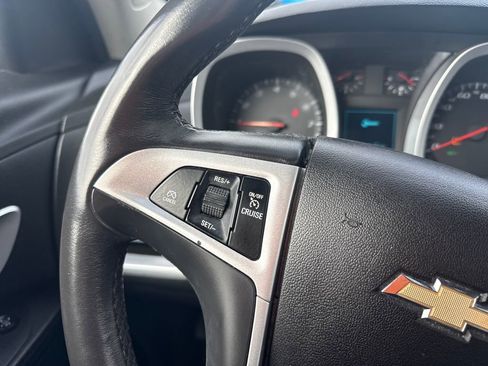 Used 2017 Chevrolet Equinox Premier w/ Enhanced Convenience Package image 35