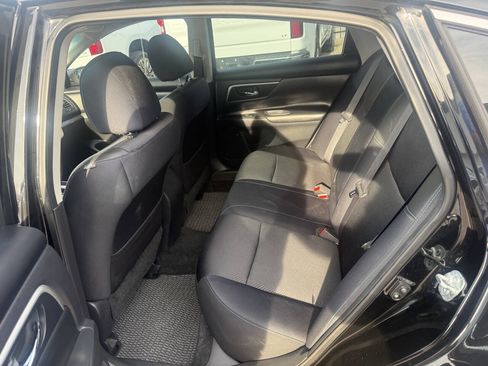 Used 2018 Nissan Altima 2.5 SR FWD image 13