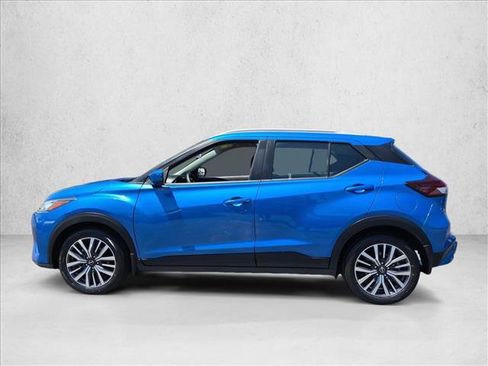 Used 2023 Nissan Kicks SV FWD image 9
