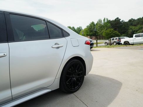 Used 2022 Toyota Corolla L image 15