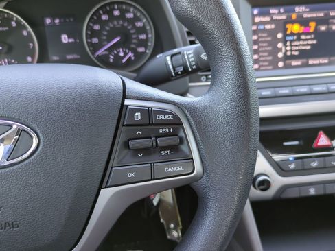Used 2018 Hyundai Elantra SEL FWD image 18