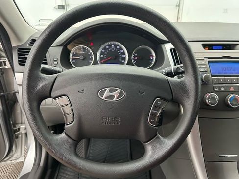 Used 2009 Hyundai Sonata GLS image 13