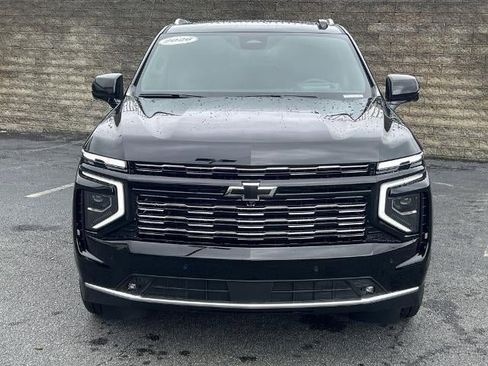 Used 2026 Chevrolet Tahoe High Country AWD/4WD image 2