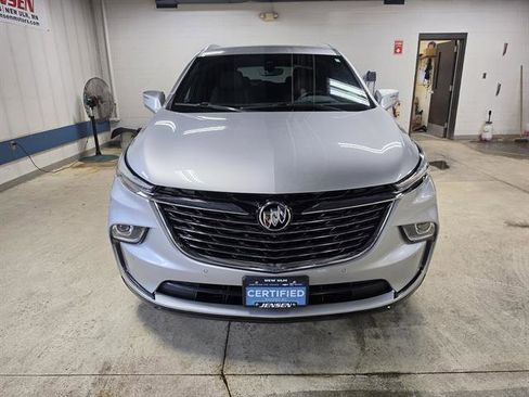 Used 2022 Buick Enclave Premium AWD/4WD image 2