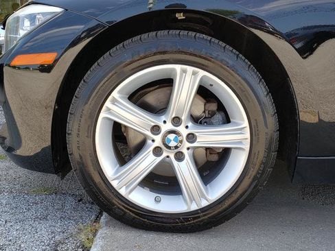 Used 2015 BMW 320i xDrive Sedan AWD/4WD image 27