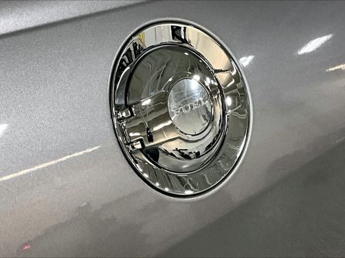 Used 2018 Dodge Challenger SXT Plus image 12