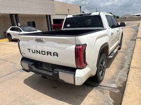 Used 2023 Toyota Tundra Limited AWD/4WD image 7