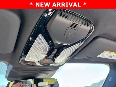 Used 2025 BMW X5 xDrive40i w/ Premium Package image 32