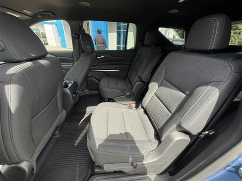 New 2026 Chevrolet Traverse LT w/ LPO, Floor Liner Package image 25
