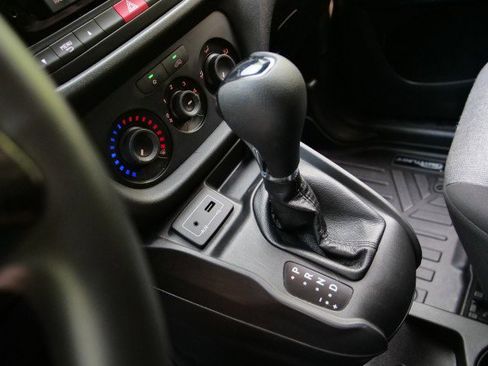 Used 2020 RAM ProMaster City SLT FWD image 13
