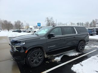 Used 2023 Chevrolet Suburban High Country w/ Advanced Technology Package video 2