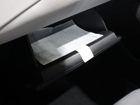 Used 2026 Toyota Corolla SE FWD image 32