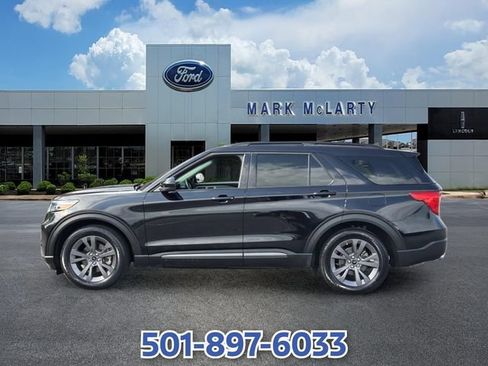 Certified 2024 Ford Explorer XLT w/ Equipment Group 202A RWD image 2