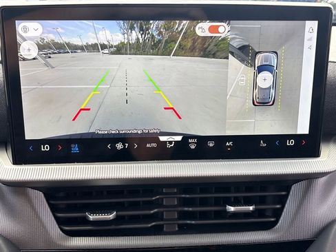 Used 2025 Ford Explorer ST image 26